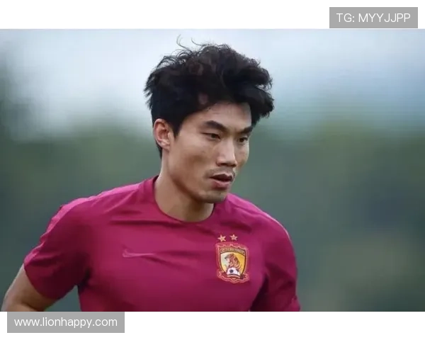 郑智怒瞪引热议 开局4轮3负丢11球